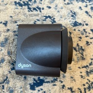 Dyson smoothing nozzle attachment for Dyson hair dryer